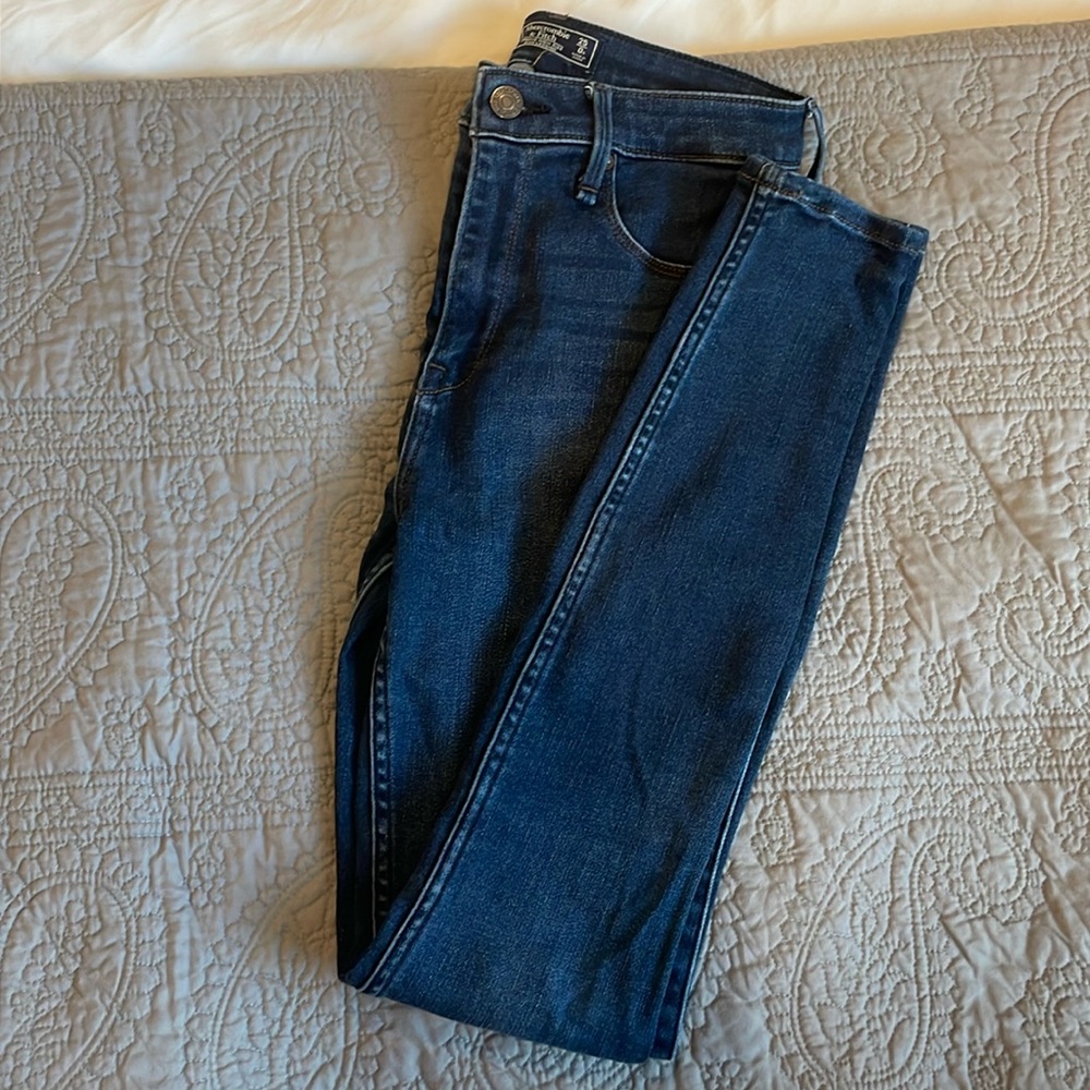Abercrombie & Fitch Simone High Rise Jean Legging, size 25/0R